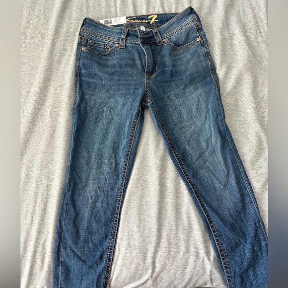 Seven7 Denim - NWT Seven7 Starlette Skinny Crop Jeans